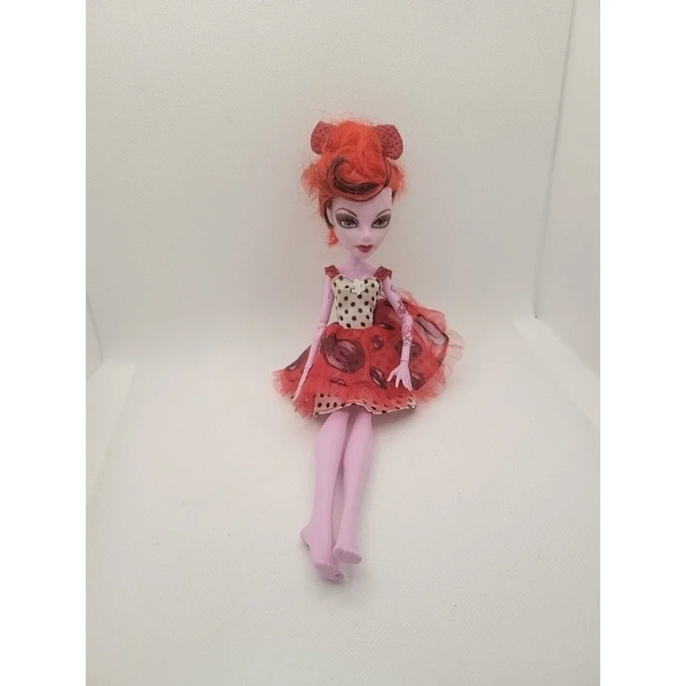 Monster High Operetta Dot Dead Gorgeous Doll Red Hair Polka Dot Dress Mattel G1